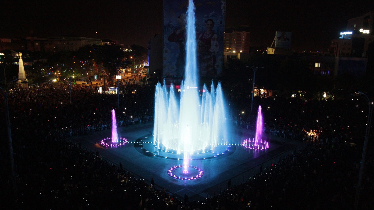 The largest light and music fountain in Europe