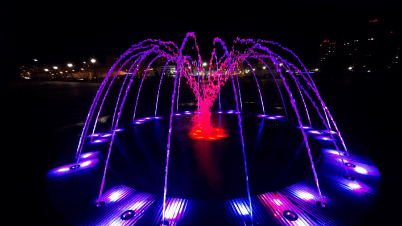 Plane fountain