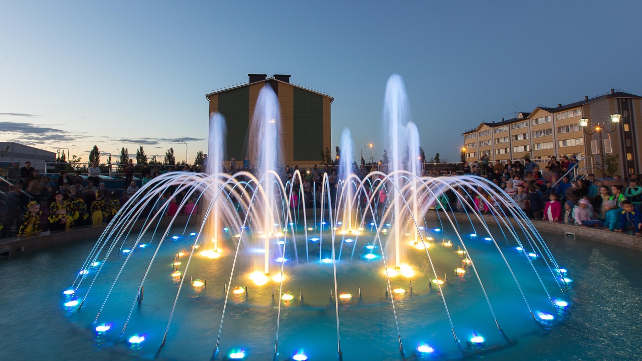 "May" Fountain