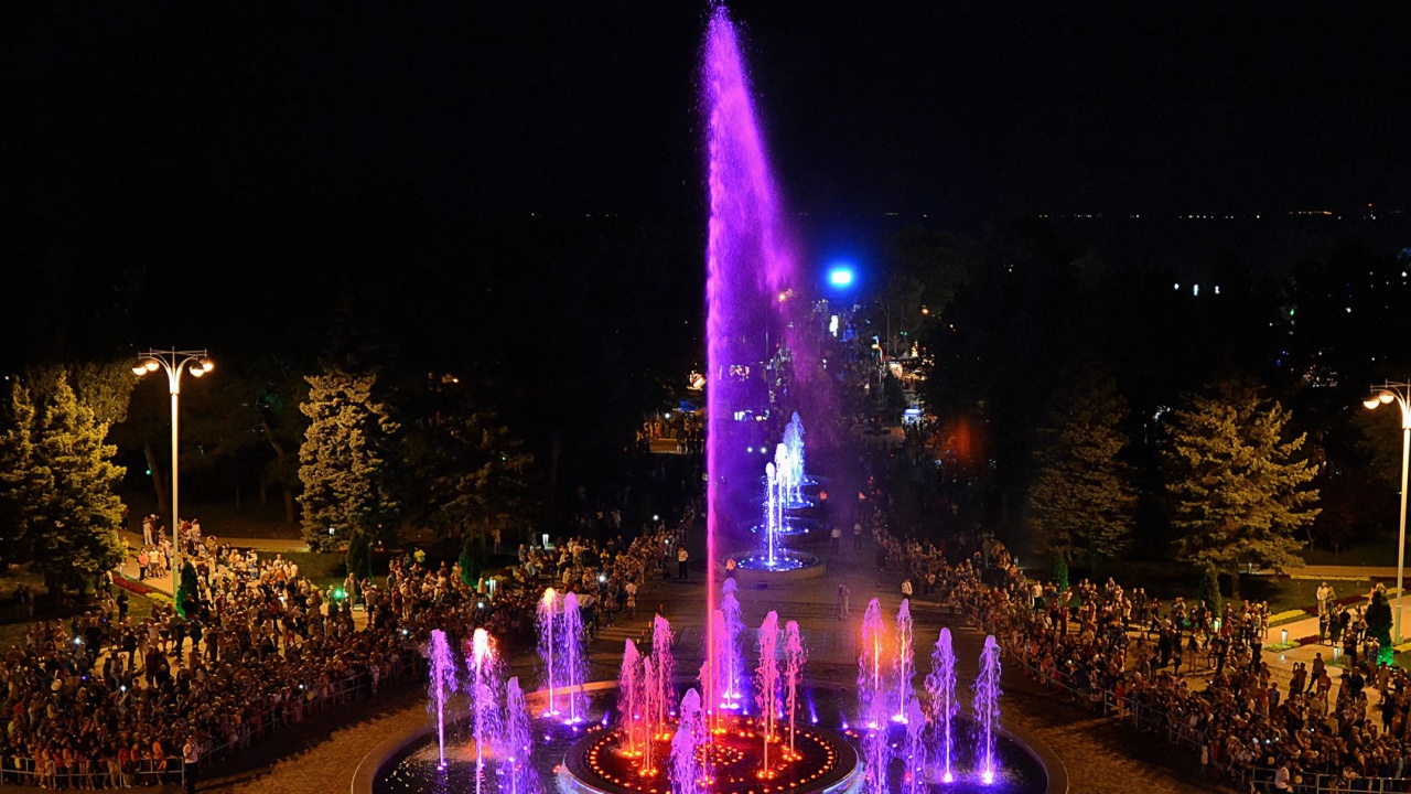 A singing complex of 5 fountains
