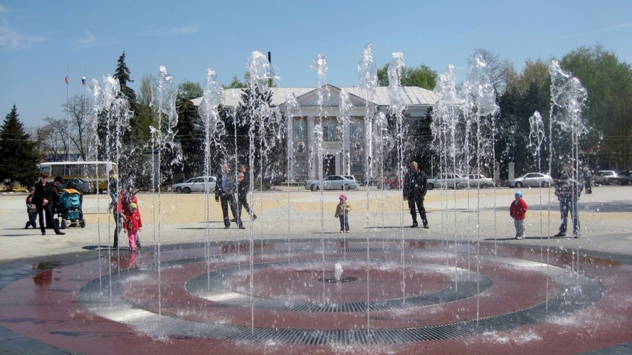 Entertainment fountain 